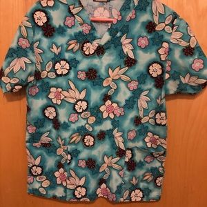 Woman’s scrub top